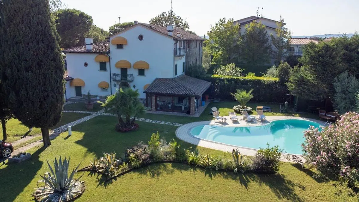 Apartment Villa Kennedy - Bob Σιρμιόνε 0*,  Ιταλία