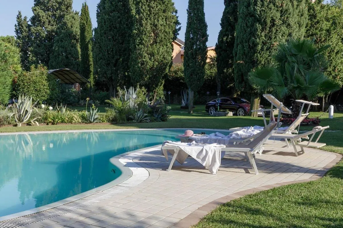 Apartment Villa Kennedy - Bob Sirmione